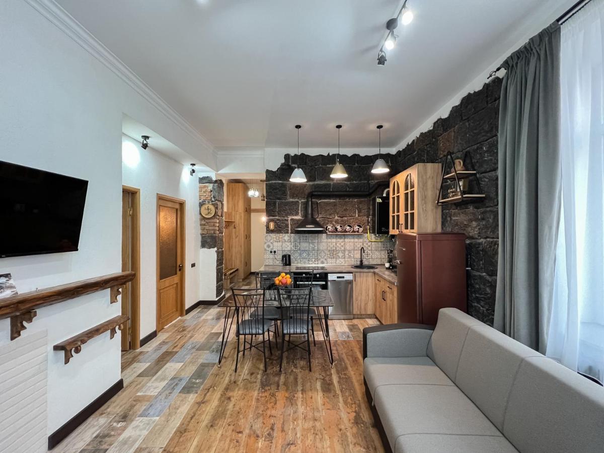 Aros Apartment Γκιουμρί Εξωτερικό φωτογραφία